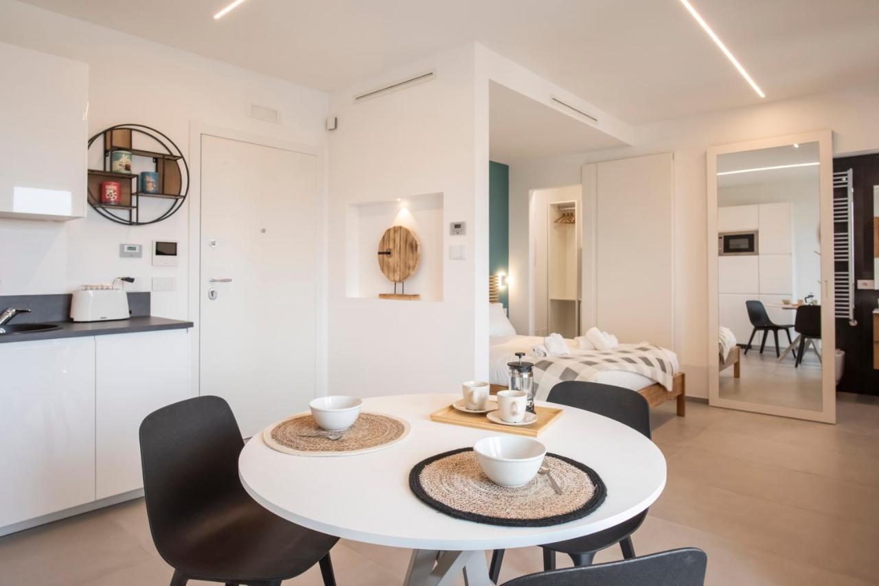 Gentile 46 Blu Luxury Flat Lägenhet Bari Exteriör bild