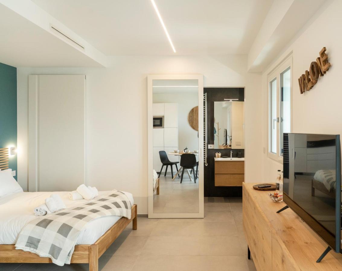 Gentile 46 Blu Luxury Flat Lägenhet Bari Exteriör bild