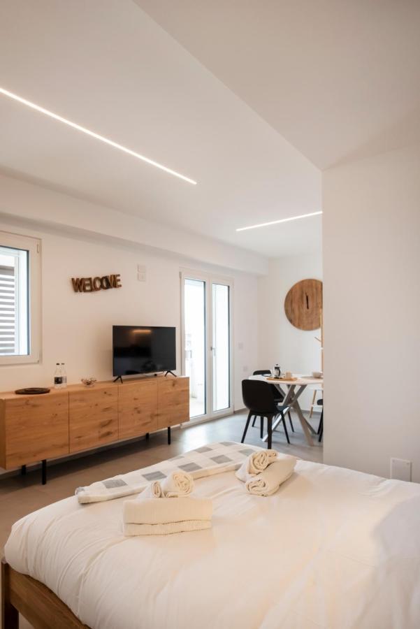 Gentile 46 Blu Luxury Flat Lägenhet Bari Exteriör bild