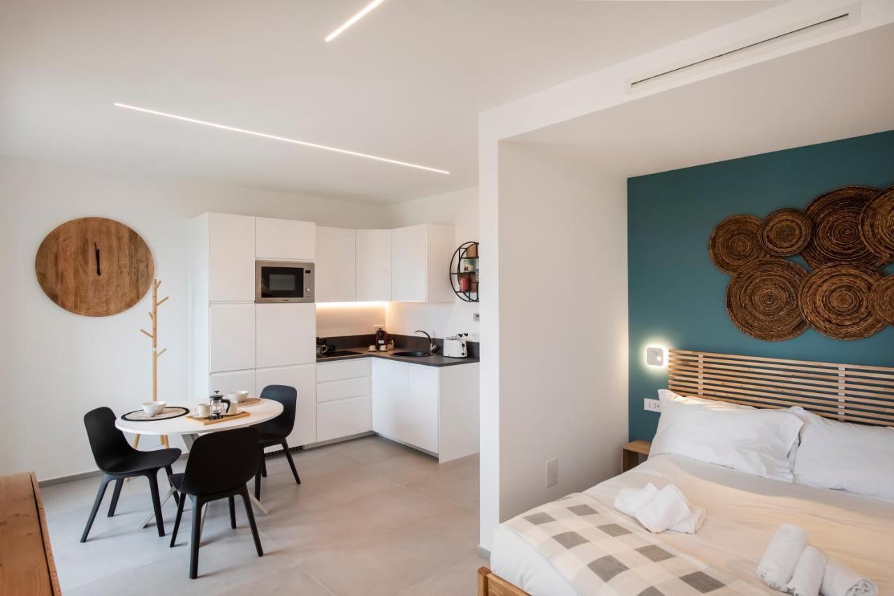 Gentile 46 Blu Luxury Flat Lägenhet Bari Exteriör bild